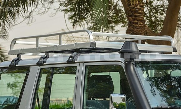 Acheter Import Voiture Toyota Land Cruiser Autre à Import - Dubai, Région de la Bouenza Acheter Import Voiture Toyota Land Cruiser Autre à Import - Dubai, Région de la Bouenza