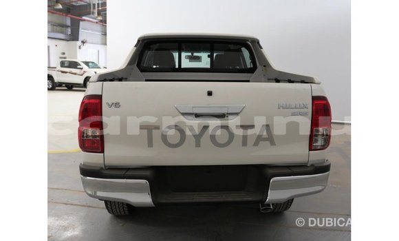 Acheter Import Voiture Toyota Hilux Blanc à Import - Dubai, Région de la Bouenza Acheter Import Voiture Toyota Hilux Blanc à Import - Dubai, Région de la Bouenza
