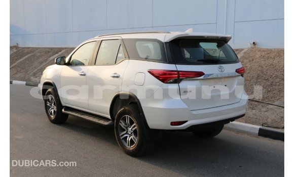 Buy Import Toyota Fortuner Black Car in Import - Dubai in Region of Bouenza Buy Import Toyota Fortuner Black Car in Import - Dubai in Region of Bouenza