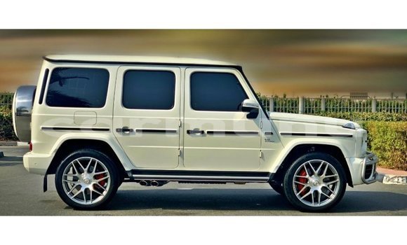 Acheter Import Voiture Mercedes-Benz 190 Blanc à Import - Dubai, Région de la Bouenza Acheter Import Voiture Mercedes-Benz 190 Blanc à Import - Dubai, Région de la Bouenza