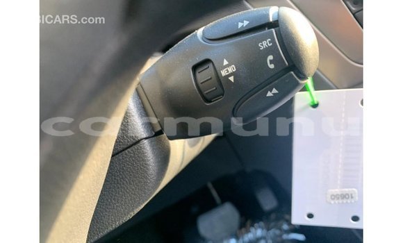 Acheter Import Voiture Peugeot 301 Blanc à Import - Dubai, Région de la Bouenza Acheter Import Voiture Peugeot 301 Blanc à Import - Dubai, Région de la Bouenza