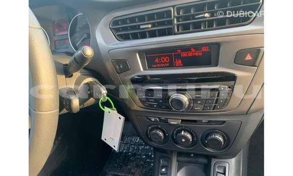 Acheter Import Voiture Peugeot 301 Blanc à Import - Dubai, Région de la Bouenza Acheter Import Voiture Peugeot 301 Blanc à Import - Dubai, Région de la Bouenza