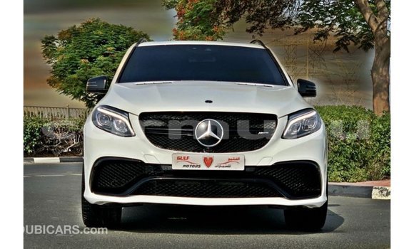 Acheter Import Voiture Mercedes-Benz GLE Blanc à Import - Dubai, Région de la Bouenza Acheter Import Voiture Mercedes-Benz GLE Blanc à Import - Dubai, Région de la Bouenza