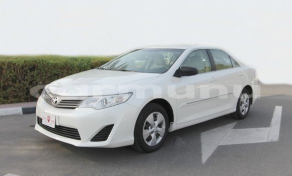 Acheter Import Voiture Toyota Camry Blanc à Import - Dubai, Région de la Bouenza Acheter Import Voiture Toyota Camry Blanc à Import - Dubai, Région de la Bouenza