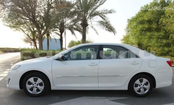 Acheter Import Voiture Toyota Camry Blanc à Import - Dubai, Région de la Bouenza Acheter Import Voiture Toyota Camry Blanc à Import - Dubai, Région de la Bouenza
