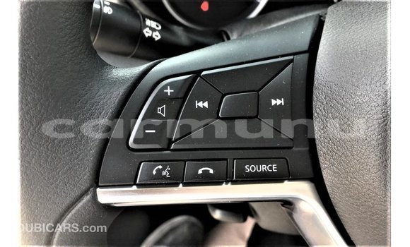 Acheter Import Voiture Nissan Sunny Blanc à Import - Dubai, Région de la Bouenza Acheter Import Voiture Nissan Sunny Blanc à Import - Dubai, Région de la Bouenza