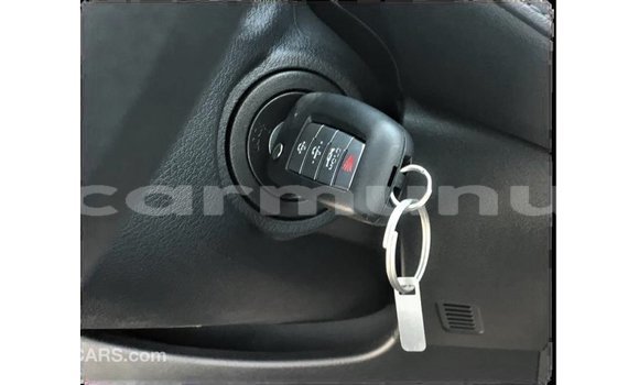 Acheter Import Voiture Nissan Sunny Blanc à Import - Dubai, Région de la Bouenza Acheter Import Voiture Nissan Sunny Blanc à Import - Dubai, Région de la Bouenza