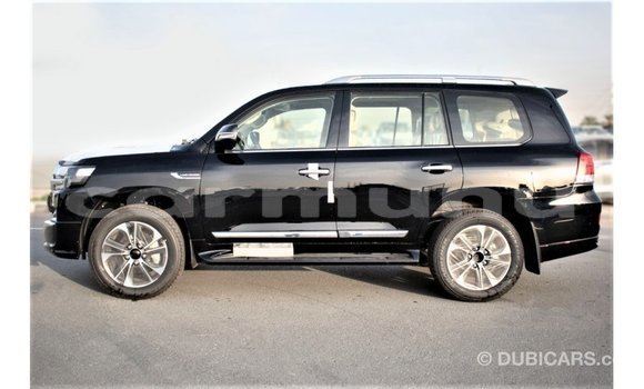 Acheter Import Voiture Toyota Land Cruiser Noir à Import - Dubai, Région de la Bouenza Acheter Import Voiture Toyota Land Cruiser Noir à Import - Dubai, Région de la Bouenza