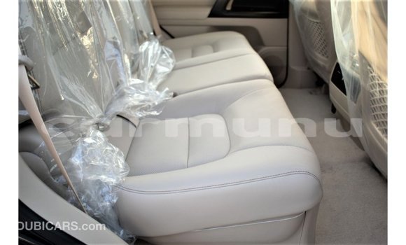 Acheter Import Voiture Toyota Land Cruiser Noir à Import - Dubai, Région de la Bouenza Acheter Import Voiture Toyota Land Cruiser Noir à Import - Dubai, Région de la Bouenza