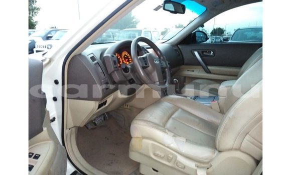 Acheter Import Voiture Infiniti FX Blanc à Import - Dubai, Région de la Bouenza Acheter Import Voiture Infiniti FX Blanc à Import - Dubai, Région de la Bouenza