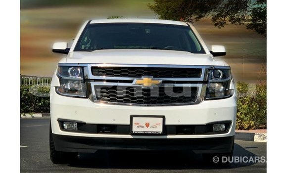 Acheter Import Voiture Chevrolet Tahoe Blanc à Import - Dubai, Région de la Bouenza Acheter Import Voiture Chevrolet Tahoe Blanc à Import - Dubai, Région de la Bouenza