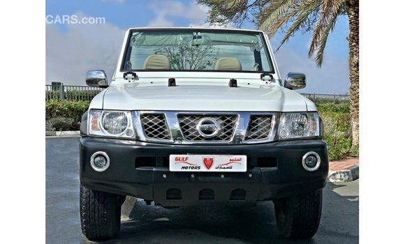 Acheter Import Voiture Nissan Patrol Blanc à Import - Dubai, Région de la Bouenza Acheter Import Voiture Nissan Patrol Blanc à Import - Dubai, Région de la Bouenza