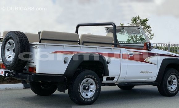 Acheter Import Voiture Nissan Patrol Blanc à Import - Dubai, Région de la Bouenza Acheter Import Voiture Nissan Patrol Blanc à Import - Dubai, Région de la Bouenza