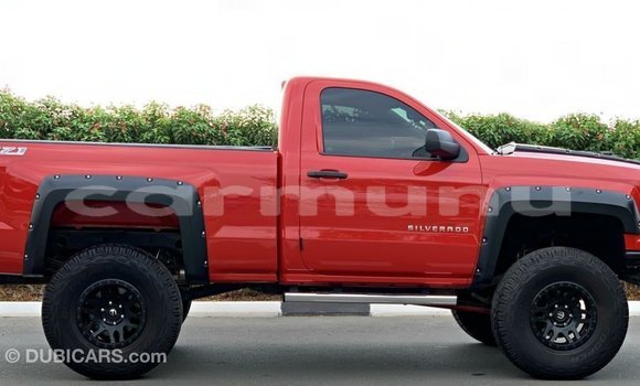 Acheter Import Voiture Chevrolet Silverado Rouge à Import - Dubai, Région de la Bouenza Acheter Import Voiture Chevrolet Silverado Rouge à Import - Dubai, Région de la Bouenza