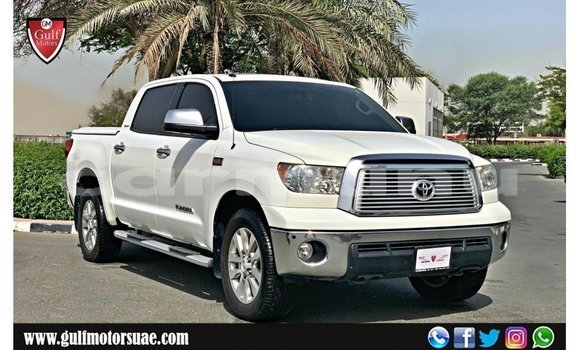 Acheter Import Voiture Toyota Tundra Blanc à Import - Dubai, Région de la Bouenza Acheter Import Voiture Toyota Tundra Blanc à Import - Dubai, Région de la Bouenza