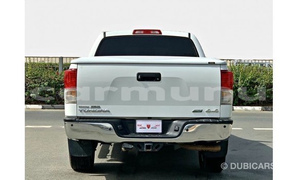Acheter Import Voiture Toyota Tundra Blanc à Import - Dubai, Région de la Bouenza Acheter Import Voiture Toyota Tundra Blanc à Import - Dubai, Région de la Bouenza