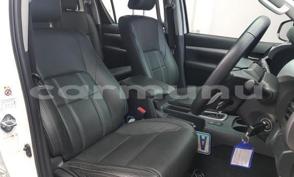 Acheter Occasion Voiture Toyota Hilux Vert à Brazzaville, Commune de Brazzaville Acheter Occasion Voiture Toyota Hilux Vert à Brazzaville, Commune de Brazzaville