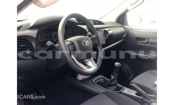 Buy Import Toyota Hilux White Car in Import - Dubai in Region of Bouenza Buy Import Toyota Hilux White Car in Import - Dubai in Region of Bouenza