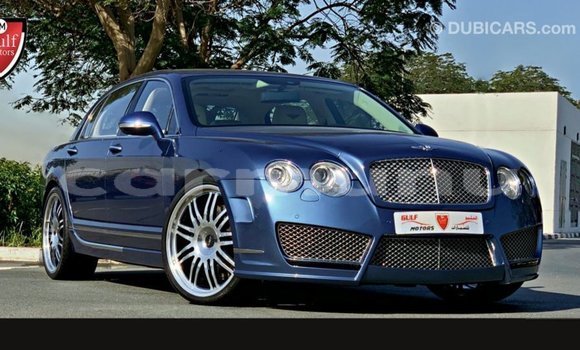Acheter Import Voiture Bentley Continental Flying Spur Bleu à Import - Dubai, Région de la Bouenza Acheter Import Voiture Bentley Continental Flying Spur Bleu à Import - Dubai, Région de la Bouenza