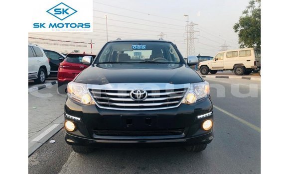 Acheter Import Voiture Toyota Fortuner Noir à Import - Dubai, Région de la Bouenza Acheter Import Voiture Toyota Fortuner Noir à Import - Dubai, Région de la Bouenza