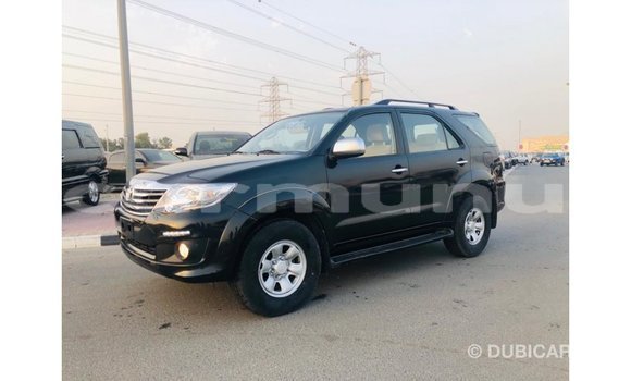 Acheter Import Voiture Toyota Fortuner Noir à Import - Dubai, Région de la Bouenza Acheter Import Voiture Toyota Fortuner Noir à Import - Dubai, Région de la Bouenza