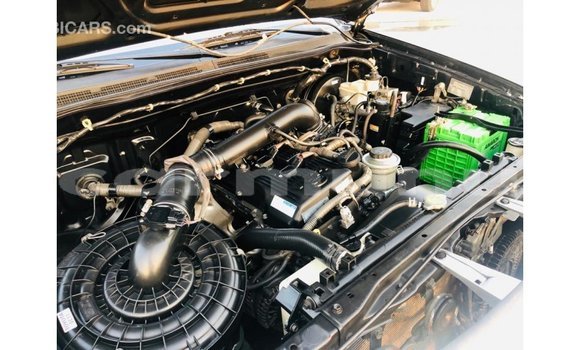 Acheter Import Voiture Toyota Fortuner Noir à Import - Dubai, Région de la Bouenza Acheter Import Voiture Toyota Fortuner Noir à Import - Dubai, Région de la Bouenza