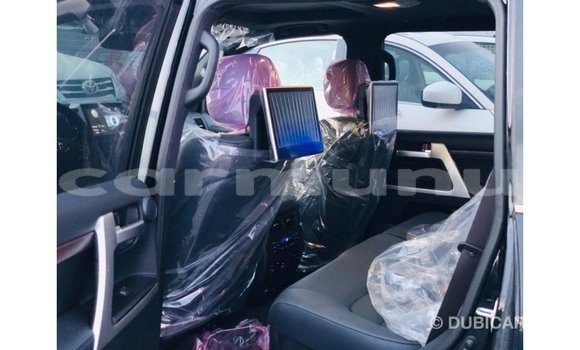 Acheter Import Utilitaire Toyota DA Noir à Import - Dubai, Région de la Bouenza Acheter Import Utilitaire Toyota DA Noir à Import - Dubai, Région de la Bouenza