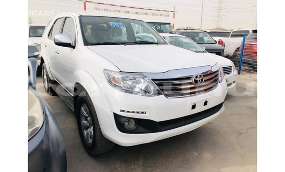Buy Import Toyota Fortuner White Car in Import - Dubai in Region of Bouenza Buy Import Toyota Fortuner White Car in Import - Dubai in Region of Bouenza
