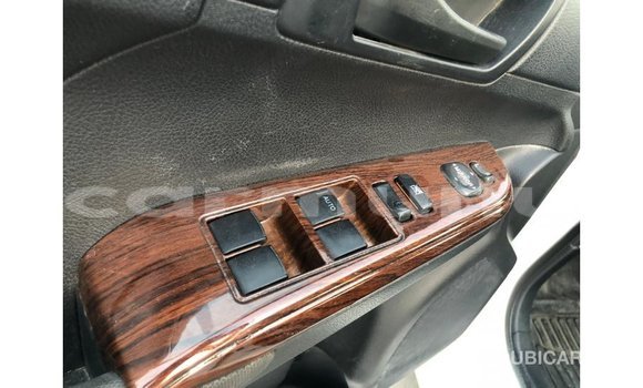 Buy Import Toyota Camry White Car in Import - Dubai in Region of Bouenza Buy Import Toyota Camry White Car in Import - Dubai in Region of Bouenza