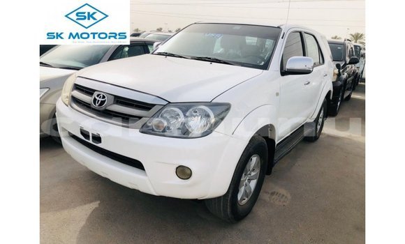 Buy Import Toyota Fortuner White Car in Import - Dubai in Region of Bouenza Buy Import Toyota Fortuner White Car in Import - Dubai in Region of Bouenza