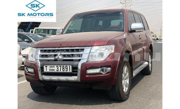 Acheter Import Voiture Mitsubishi Pajero Rouge à Import - Dubai, Région de la Bouenza Acheter Import Voiture Mitsubishi Pajero Rouge à Import - Dubai, Région de la Bouenza