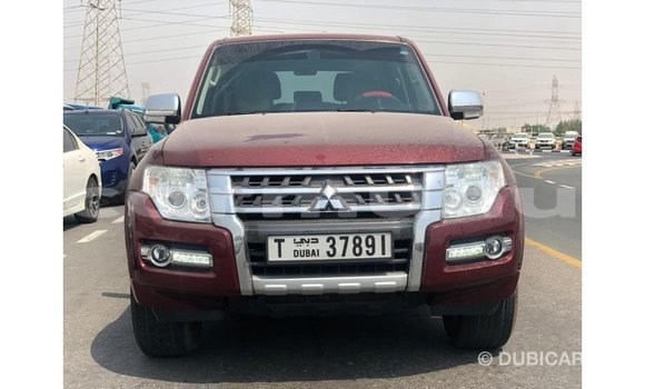 Acheter Import Voiture Mitsubishi Pajero Rouge à Import - Dubai, Région de la Bouenza Acheter Import Voiture Mitsubishi Pajero Rouge à Import - Dubai, Région de la Bouenza