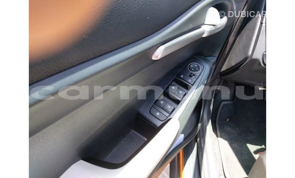 Buy Import Kia Carens Other Car in Import - Dubai in Region of Bouenza Buy Import Kia Carens Other Car in Import - Dubai in Region of Bouenza