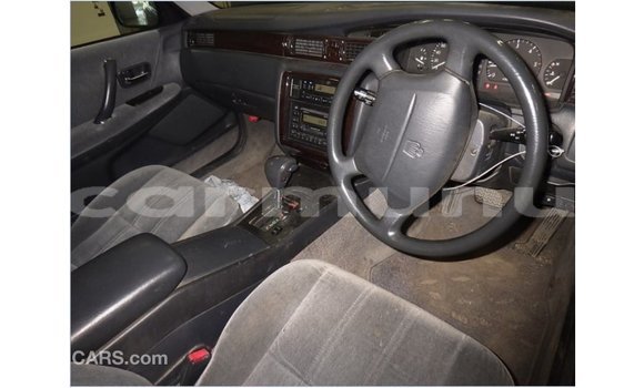 Acheter Import Voiture Toyota Crown Bleu à Import - Dubai, Région de la Bouenza Acheter Import Voiture Toyota Crown Bleu à Import - Dubai, Région de la Bouenza