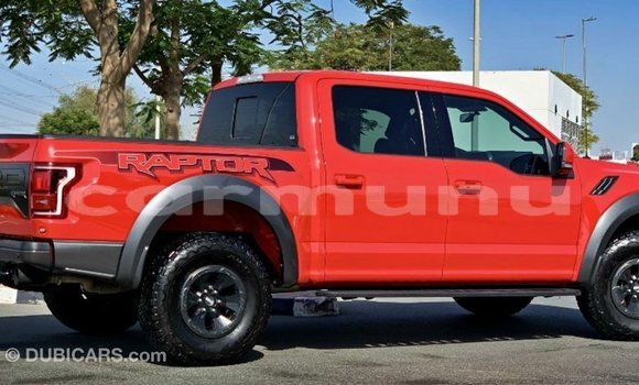 Acheter Import Voiture Ford Club Wagon Rouge à Import - Dubai, Région de la Bouenza Acheter Import Voiture Ford Club Wagon Rouge à Import - Dubai, Région de la Bouenza