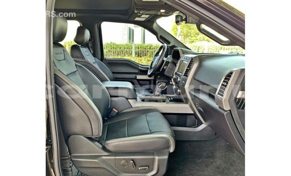 Acheter Import Voiture Ford Club Wagon Noir à Import - Dubai, Région de la Bouenza Acheter Import Voiture Ford Club Wagon Noir à Import - Dubai, Région de la Bouenza