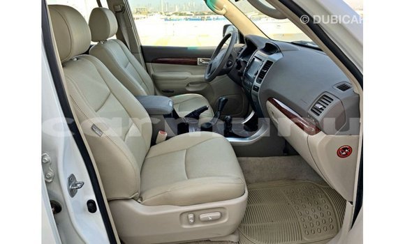 Buy Import Toyota Prado White Car in Import - Dubai in Region of Bouenza Buy Import Toyota Prado White Car in Import - Dubai in Region of Bouenza