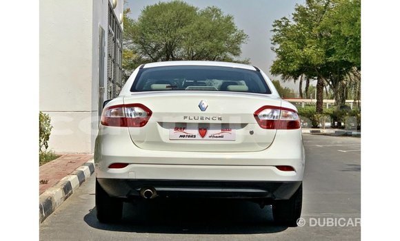 Acheter Import Voiture Renault Fluence Blanc à Import - Dubai, Région de la Bouenza Acheter Import Voiture Renault Fluence Blanc à Import - Dubai, Région de la Bouenza