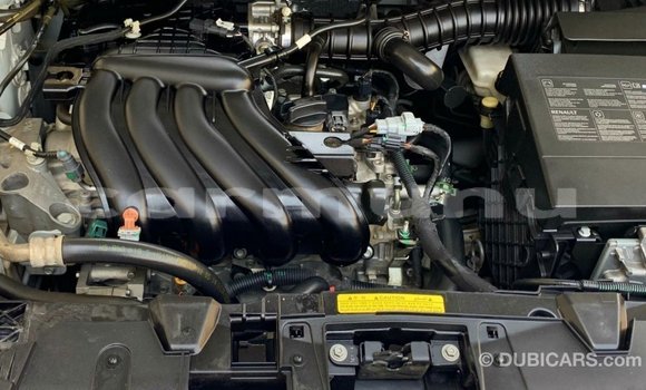 Acheter Import Voiture Renault Fluence Blanc à Import - Dubai, Région de la Bouenza Acheter Import Voiture Renault Fluence Blanc à Import - Dubai, Région de la Bouenza