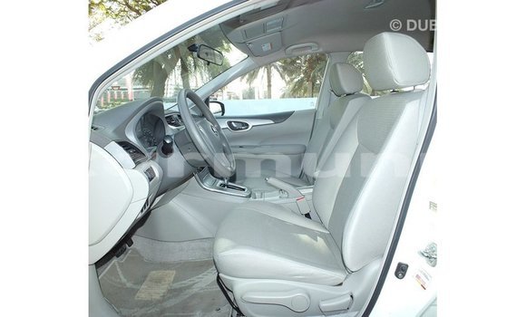 Acheter Import Voiture Nissan Tiida Blanc à Import - Dubai, Région de la Bouenza Acheter Import Voiture Nissan Tiida Blanc à Import - Dubai, Région de la Bouenza