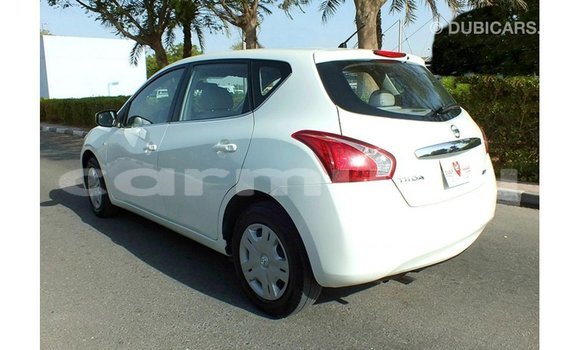 Acheter Import Voiture Nissan Tiida Blanc à Import - Dubai, Région de la Bouenza Acheter Import Voiture Nissan Tiida Blanc à Import - Dubai, Région de la Bouenza