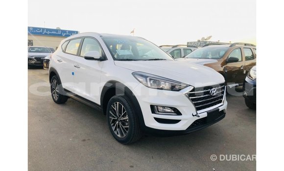 Buy Import Hyundai Tucson White Car in Import - Dubai in Region of Bouenza Buy Import Hyundai Tucson White Car in Import - Dubai in Region of Bouenza