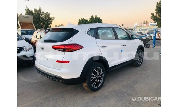 Buy Import Hyundai Tucson White Car in Import - Dubai in Region of Bouenza Buy Import Hyundai Tucson White Car in Import - Dubai in Region of Bouenza