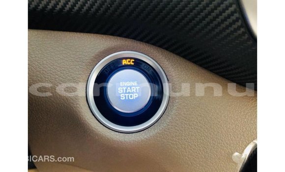 Buy Import Hyundai Tucson White Car in Import - Dubai in Region of Bouenza Buy Import Hyundai Tucson White Car in Import - Dubai in Region of Bouenza