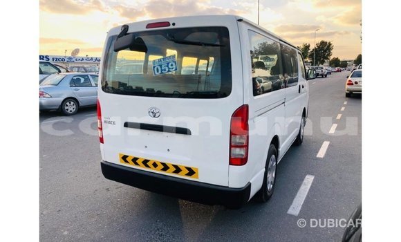 Buy Import Toyota Hiace White Car in Import - Dubai in Region of Bouenza Buy Import Toyota Hiace White Car in Import - Dubai in Region of Bouenza
