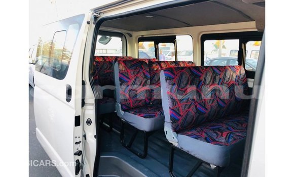 Buy Import Toyota Hiace White Car in Import - Dubai in Region of Bouenza Buy Import Toyota Hiace White Car in Import - Dubai in Region of Bouenza