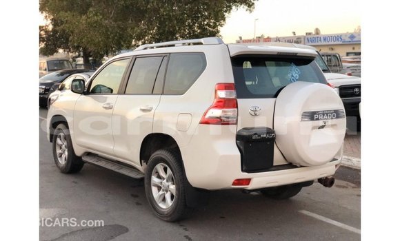 Acheter Import Voiture Toyota Prado Blanc à Import - Dubai, Région de la Bouenza Acheter Import Voiture Toyota Prado Blanc à Import - Dubai, Région de la Bouenza