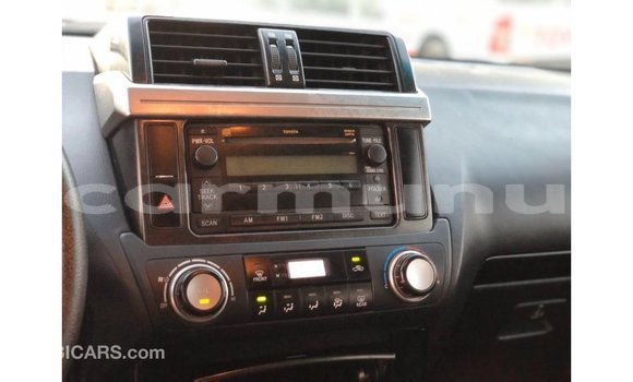 Acheter Import Voiture Toyota Prado Blanc à Import - Dubai, Région de la Bouenza Acheter Import Voiture Toyota Prado Blanc à Import - Dubai, Région de la Bouenza