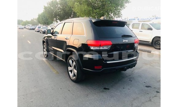 Acheter Import Voiture Jeep Grand Cherokee Noir à Import - Dubai, Région de la Bouenza Acheter Import Voiture Jeep Grand Cherokee Noir à Import - Dubai, Région de la Bouenza