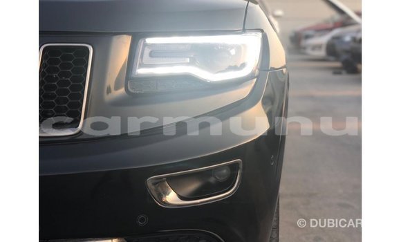 Acheter Import Voiture Jeep Grand Cherokee Noir à Import - Dubai, Région de la Bouenza Acheter Import Voiture Jeep Grand Cherokee Noir à Import - Dubai, Région de la Bouenza